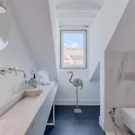 Principe Real Charming Garden View Flat At The Heart Of Appartement *