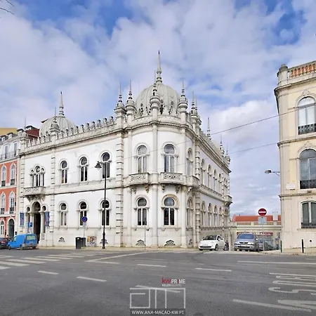 아파트 Principe Real Charming Garden View Flat At The Heart Of