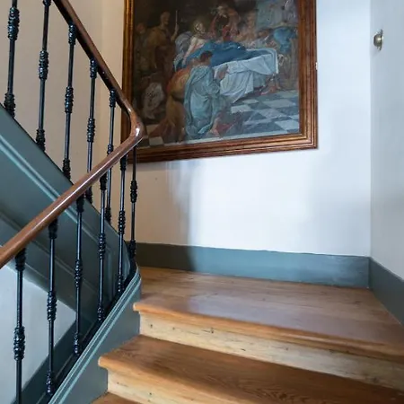 Principe Real Charming Garden View Flat At The Heart Of Апартаменты *